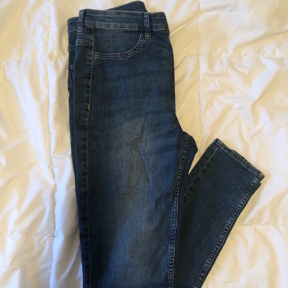 H&M stretchy skinny jeans